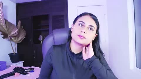  LaurynJeffers  online show from March 13, 2026, 12:39 am