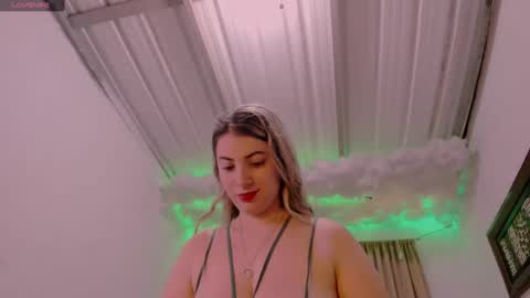 Snapshot of lauu_g chatting on January 8, 2025, 3:40 am Lauu G online show from January 8, 2025, 3:40 am