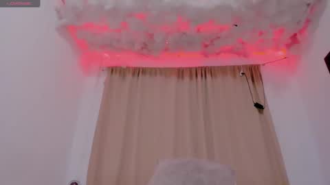 Snapshot of lauu_g chatting on March 5, 2025, 3:08 am Lauu G online show from March 5, 2025, 3:08 am