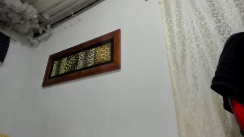 Snapshot of lauu_g chatting on April 8, 2026, 10:59 am Lauu G online show from April 8, 2026, 10:59 am