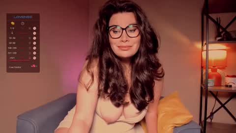 Snapshot of laverna_black chatting on September 16, 2025, 1:50 am Laverna online show from September 16, 2025, 1:50 am