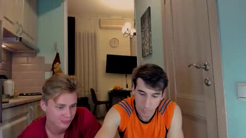 Snapshot of lawrence_miles chatting on October 30, 2025, 8:31 pm Lawrence online show from October 30, 2025, 8:31 pm