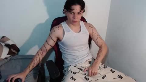 Snapshot of lax777_ chatting on February 5, 2026, 6:51 am ZAmbrano online show from February 5, 2026, 6:51 am