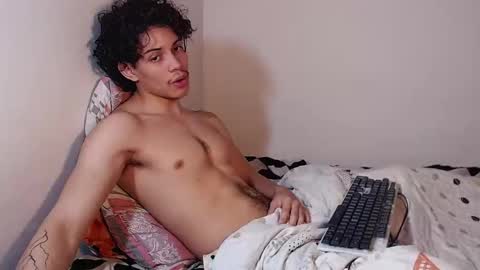 Snapshot of lax777_ chatting on April 14, 2026, 3:45 am ZAmbrano online show from April 14, 2026, 3:45 am