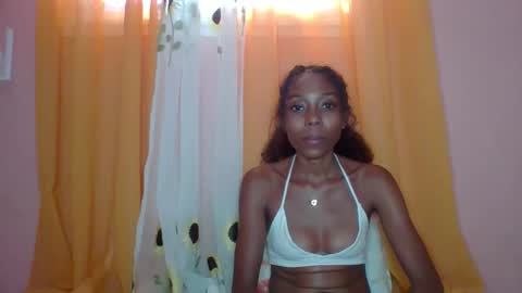 layannek online show from April 23, 2026, 12:29 pm