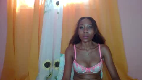 layannek online show from April 29, 2026, 7:01 am