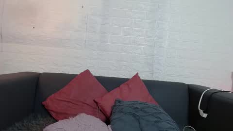 Layla online show from February 10, 2025, 11:55 pm