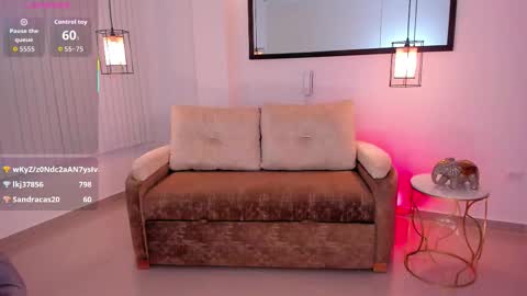 Layla Breezee online show from December 13, 2025, 7:53 pm