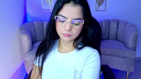 Snapshot of layla_breezee_ chatting on May 3, 2026, 11:16 am Layla Breezee online show from May 3, 2026, 11:16 am