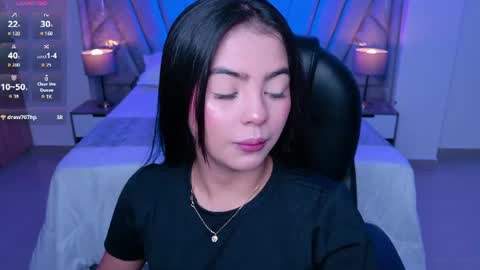 Snapshot of layla_breezee_ chatting on June 13, 2026, 11:19 am Layla Breezee online show from June 13, 2026, 11:19 am