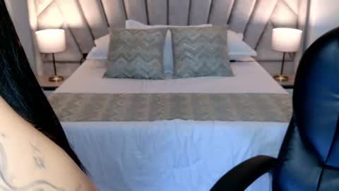 Layla Breezee online show from July 3, 2026, 11:27 am