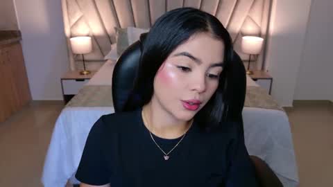 Layla Breezee online show from July 18, 2026, 10:41 am
