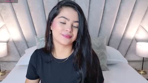 Layla Breezee online show from August 3, 2026, 12:10 pm