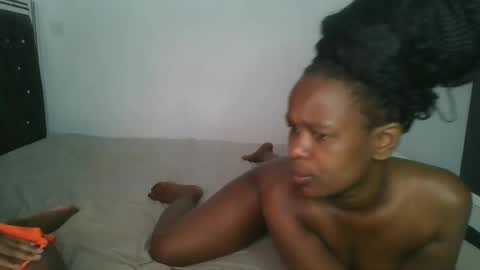 layla_cutiee online show from February 17, 2026, 11:50 am