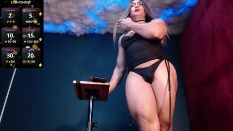 Snapshot of layla_dominac chatting on October 12, 2025, 12:26 pm Layla help me with your thumbs up its important online show from October 12, 2025, 12:26 pm