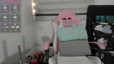 LAYLA online show from March 6, 2026, 5:09 pm