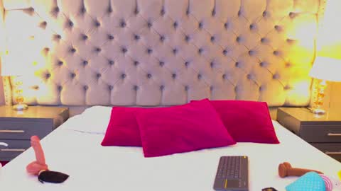 Snapshot of laylaadoll_ chatting on June 11, 2026, 6:17 pm Lau online show from June 11, 2026, 6:17 pm