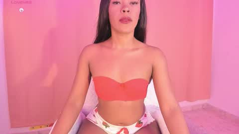 LAYLA online show from February 1, 2026, 5:00 pm