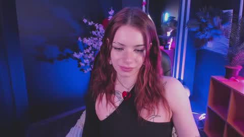 Snapshot of layladiaries chatting on February 19, 2026, 4:03 pm Layla 3 online show from February 19, 2026, 4:03 pm