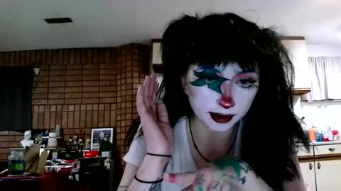 Snapshot of laylakills chatting on January 9, 2025, 10:20 am Layla Kills online show from January 9, 2025, 10:20 am