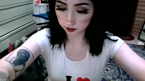 Snapshot of laylakills chatting on February 12, 2025, 5:58 am Layla Kills online show from February 12, 2025, 5:58 am