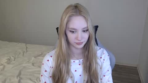 Snapshot of laylapretty001 chatting on February 3, 2026, 6:40 am LaylaPretty001 online show from February 3, 2026, 6:40 am