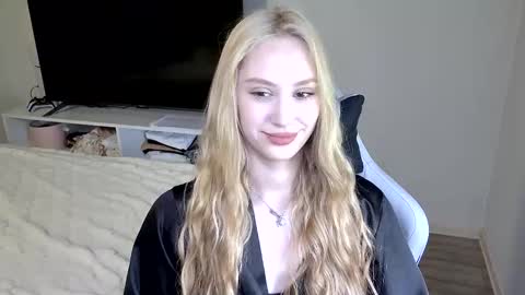 Snapshot of laylapretty001 chatting on May 28, 2026, 5:05 am LaylaPretty001 online show from May 28, 2026, 5:05 am
