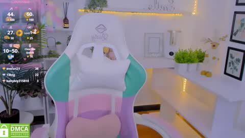 Snapshot of layriantavee chatting on January 29, 2025, 10:05 am layriantavee online show from January 29, 2025, 10:05 am