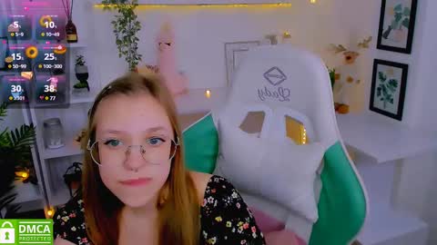 Snapshot of layriantavee chatting on February 26, 2025, 10:04 am layriantavee online show from February 26, 2025, 10:04 am