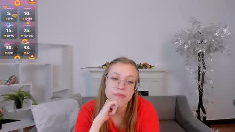 Snapshot of layriantavee chatting on March 9, 2025, 1:37 pm layriantavee online show from March 9, 2025, 1:37 pm