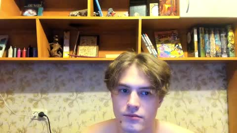 Snapshot of lazaret1k chatting on December 2, 2024, 1:47 am Vladi online show from December 2, 2024, 1:47 am