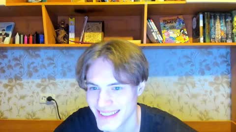 Snapshot of lazaret1k chatting on December 2, 2024, 5:15 pm Vladi online show from December 2, 2024, 5:15 pm