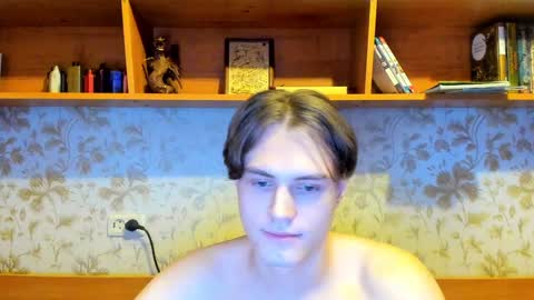 Snapshot of lazaret1k chatting on December 12, 2024, 2:04 am Vladi online show from December 12, 2024, 2:04 am