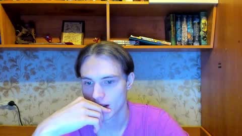 Snapshot of lazaret1k chatting on January 9, 2025, 4:49 pm Vladi online show from January 9, 2025, 4:49 pm