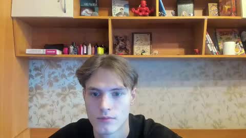 Snapshot of lazaret1k chatting on March 2, 2025, 9:31 am Vladi online show from March 2, 2025, 9:31 am