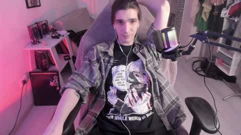 Snapshot of lazy_haze chatting on April 9, 2026, 11:43 pm Haze aka Slava online show from April 9, 2026, 11:43 pm