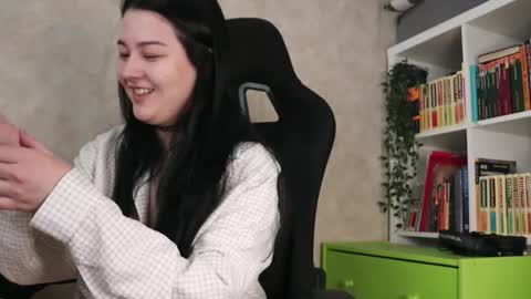 Lisa online show from March 4, 2026, 4:40 am