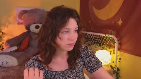 Snapshot of lea_belle_ chatting on March 3, 2025, 6:33 pm Lea online show from March 3, 2025, 6:33 pm