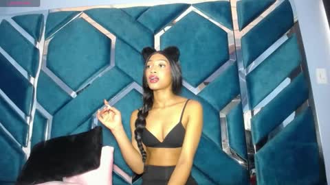 Snapshot of lea_sweetly chatting on October 10, 2025, 1:21 pm lea sewwtly online show from October 10, 2025, 1:21 pm