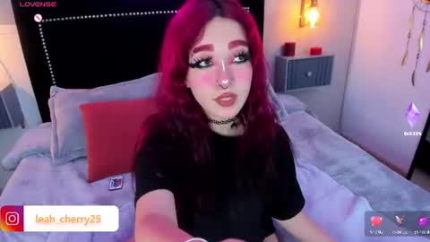 Snapshot of leah_cherry chatting on June 14, 2026, 2:24 am Leah online show from June 14, 2026, 2:24 am