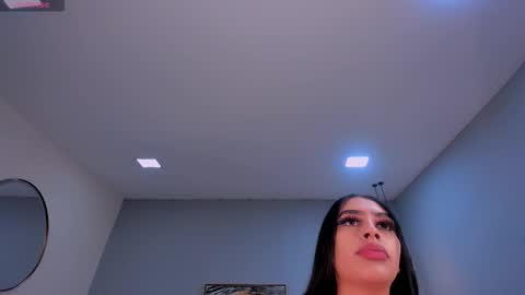 Snapshot of leahlombardi_ chatting on October 16, 2025, 2:56 am leahlombardi_ online show from October 16, 2025, 2:56 am