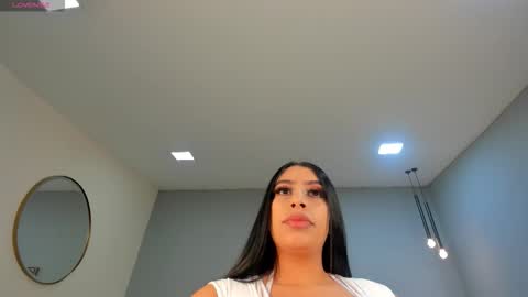 Snapshot of leahlombardi_ chatting on October 19, 2025, 3:07 am leahlombardi_ online show from October 19, 2025, 3:07 am