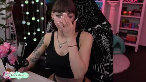 Leah online show from March 10, 2026, 8:58 pm