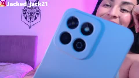 Snapshot of leahparker33 chatting on July 14, 2026, 3:33 am leahparker33 online show from July 14, 2026, 3:33 am