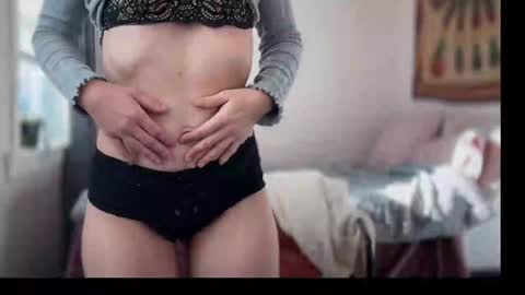 Leah Sparkles online show from December 19, 2024, 4:35 pm