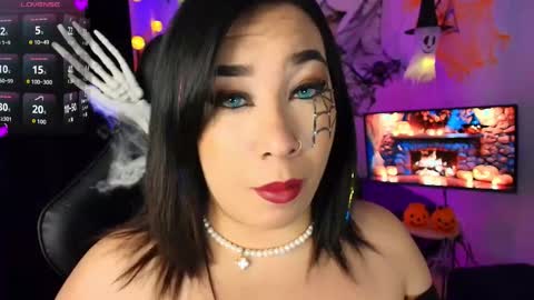 leah online show from October 26, 2025, 7:03 am