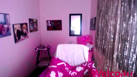 Snapshot of leandra_sex chatting on January 24, 2025, 4:28 pm Leandra online show from January 24, 2025, 4:28 pm