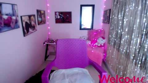 Snapshot of leandra_sex chatting on February 25, 2025, 6:20 pm Leandra online show from February 25, 2025, 6:20 pm