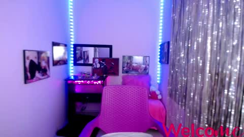 Snapshot of leandra_sex chatting on March 10, 2025, 3:52 pm Leandra online show from March 10, 2025, 3:52 pm