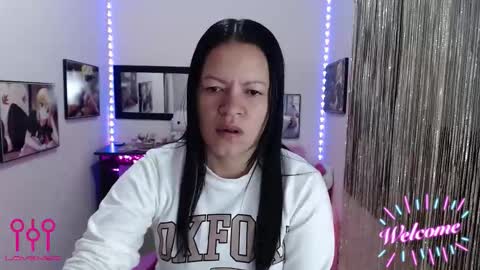 Snapshot of leandra_sex chatting on October 8, 2025, 12:58 pm Leandra online show from October 8, 2025, 12:58 pm